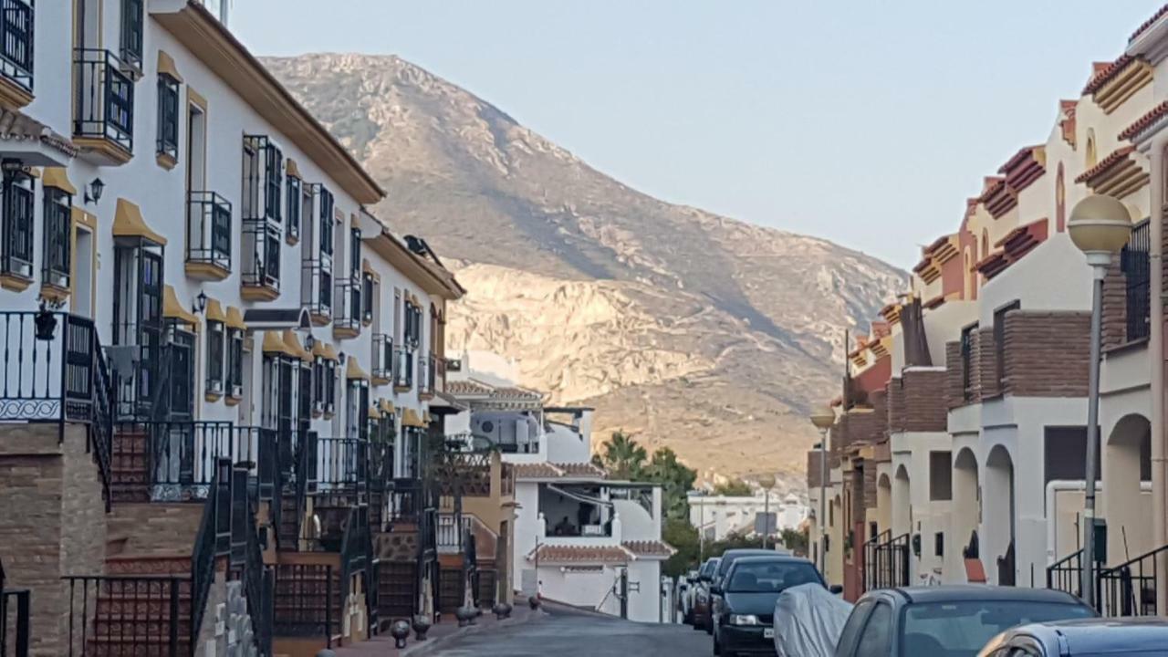 Excelente Habitacion En Bonita Y Tranquila Casa En Benalmadena Pueblo Apartment Bagian luar foto