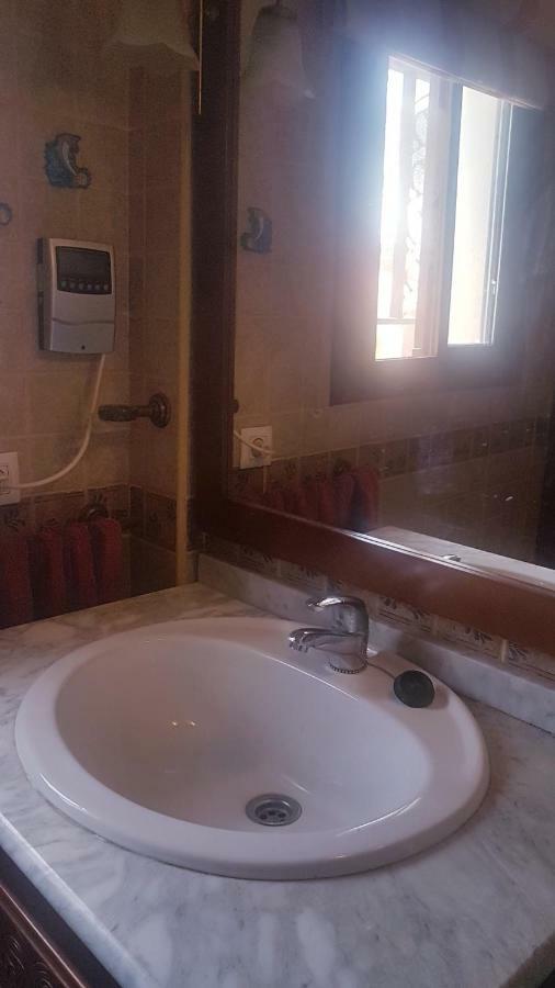 Excelente Habitacion En Bonita Y Tranquila Casa En Benalmadena Pueblo Apartment Bagian luar foto